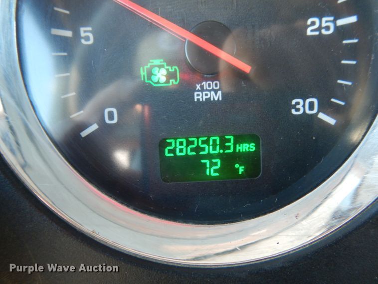 image for item KI9468 2012 Kenworth T660  semi truck