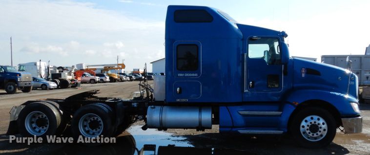 image for item KI9469 2012 Kenworth T660  semi truck