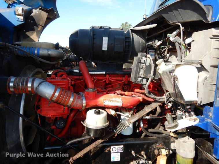 image for item KI9469 2012 Kenworth T660  semi truck