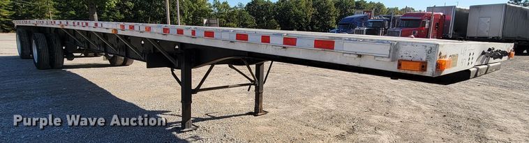 image for item KQ9147 2006 Transcraft  flatbed trailer
