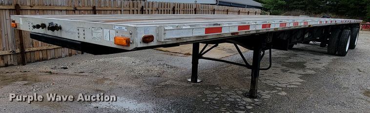 image for item KQ9149 2005 Transcraft  flatbed trailer