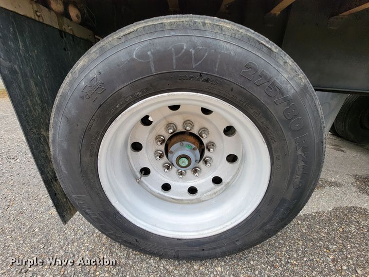 image for item KQ9149 2005 Transcraft  flatbed trailer