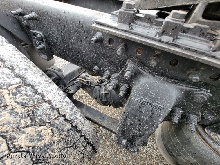 image for item KQ9151 2007 Freightliner Columbia  semi truck