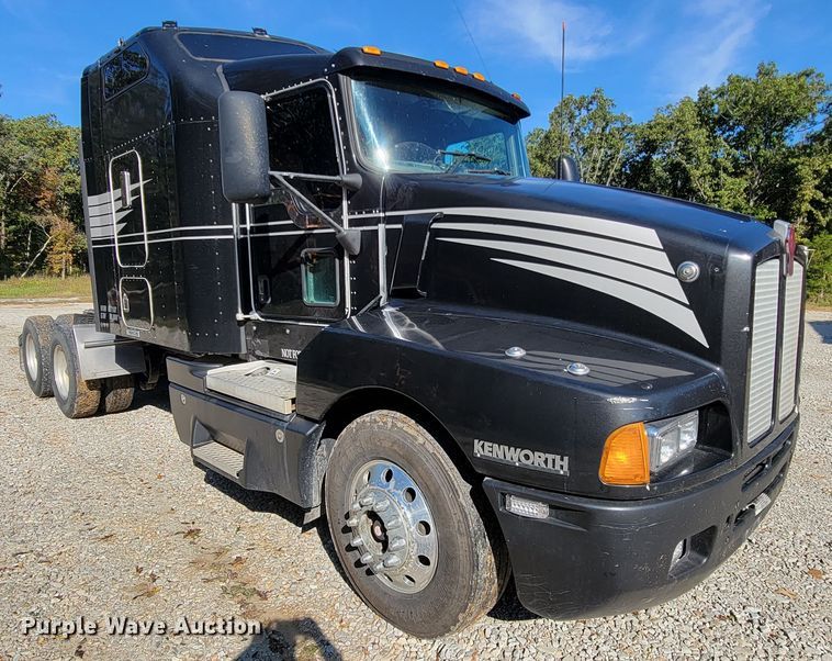 image for item KQ9189 2005 Kenworth T600  semi truck