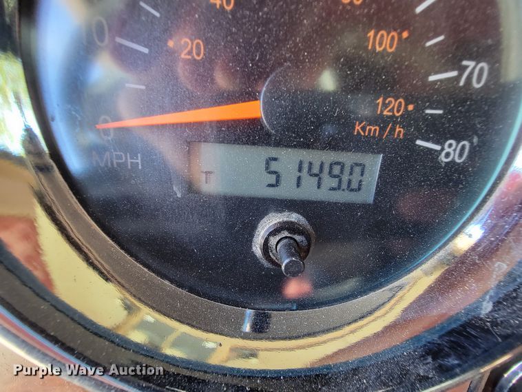 image for item KQ9189 2005 Kenworth T600  semi truck