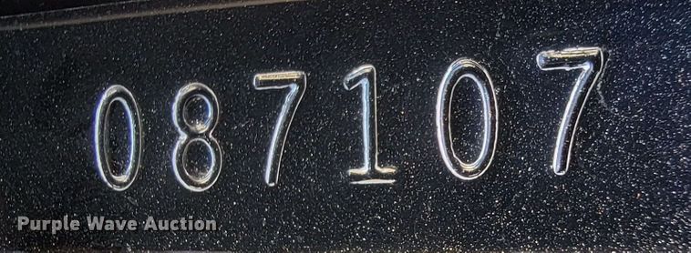 image for item KQ9189 2005 Kenworth T600  semi truck