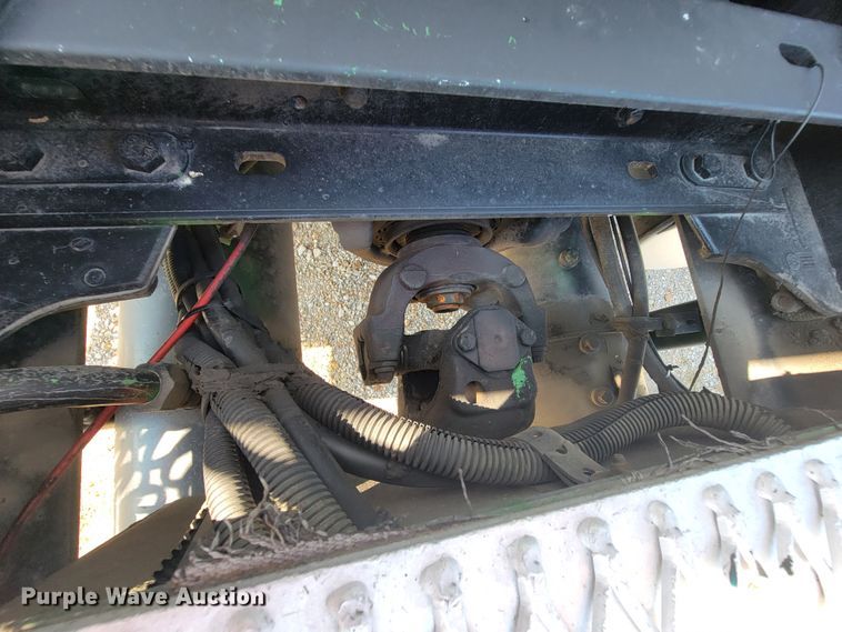 image for item KQ9191 2003 Kenworth T800  semi truck