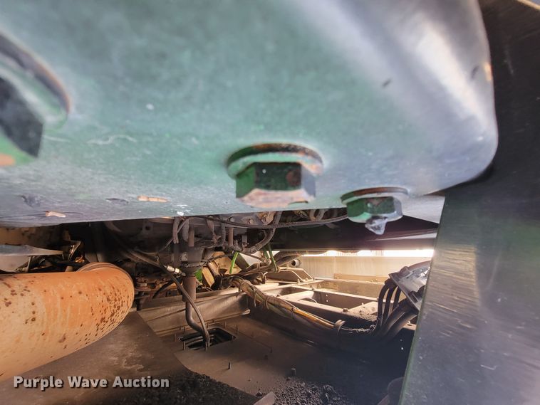 image for item KQ9191 2003 Kenworth T800  semi truck