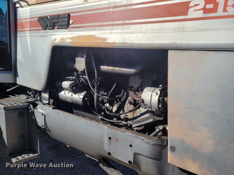 image for item BY9460 1987 White 2-155 Field Boss  tractor