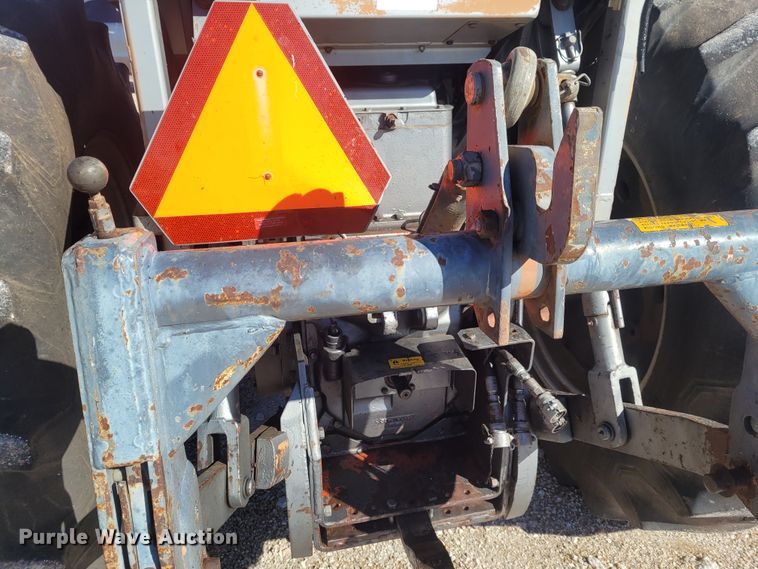 image for item BY9460 1987 White 2-155 Field Boss  tractor