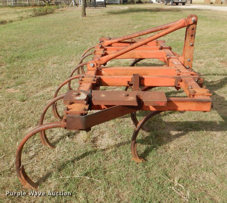 image for item DH7299 Bush Hog 23D  chisel