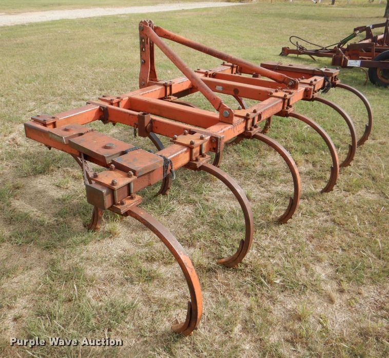 image for item DH7299 Bush Hog 23D  chisel