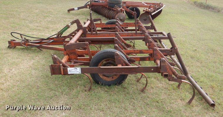 image for item DH7300 Case  chisel