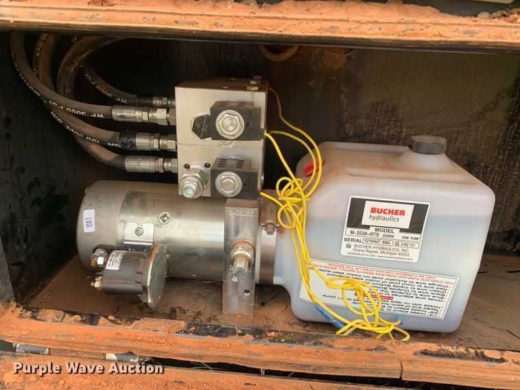 image for item DI5777 Butler  hydraulic bale bed