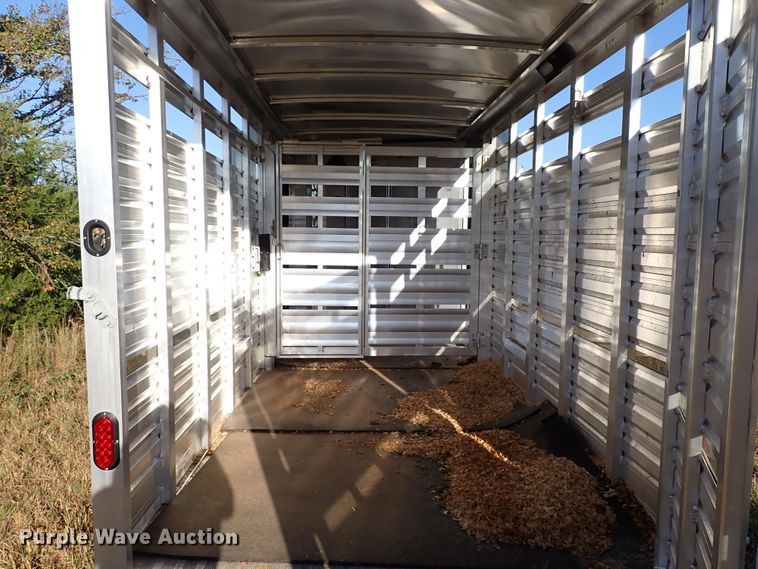 image for item DI5779 2019 Exiss STC6824LQ  livestock trailer