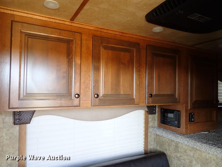 image for item DI5779 2019 Exiss STC6824LQ  livestock trailer