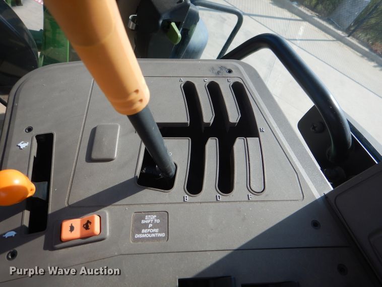 image for item DJ0554 2016 John Deere 6155M  MFWD tractor