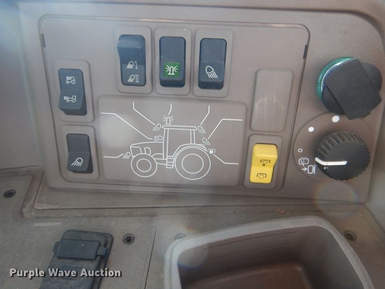 image for item DJ0554 2016 John Deere 6155M  MFWD tractor