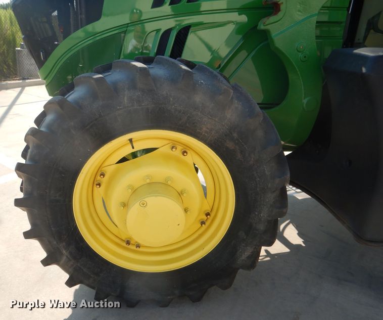image for item DJ0554 2016 John Deere 6155M  MFWD tractor
