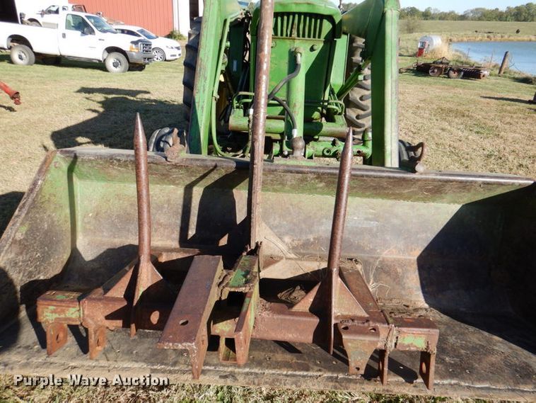 image for item DK1232 1963 John Deere 3010  tractor