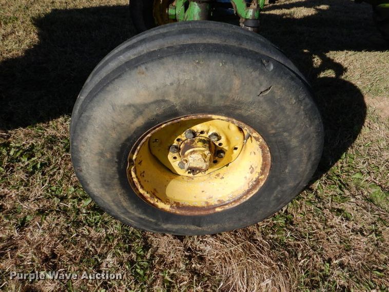 image for item DK1232 1963 John Deere 3010  tractor