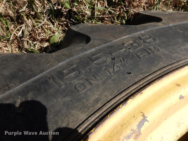 image for item DK1232 1963 John Deere 3010  tractor