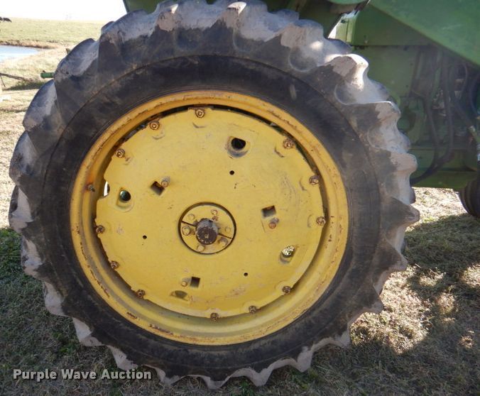 image for item DK1232 1963 John Deere 3010  tractor