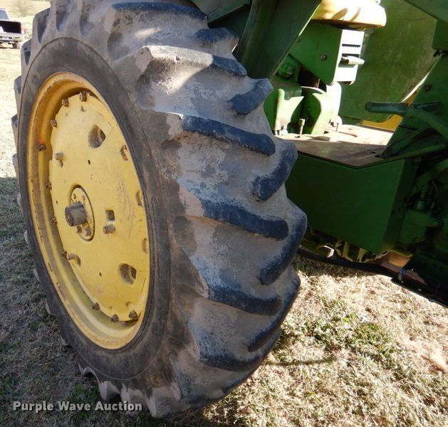 image for item DK1232 1963 John Deere 3010  tractor