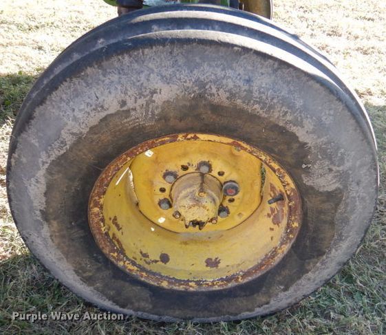 image for item DK1232 1963 John Deere 3010  tractor