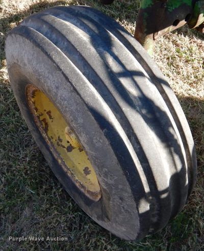 image for item DK1232 1963 John Deere 3010  tractor