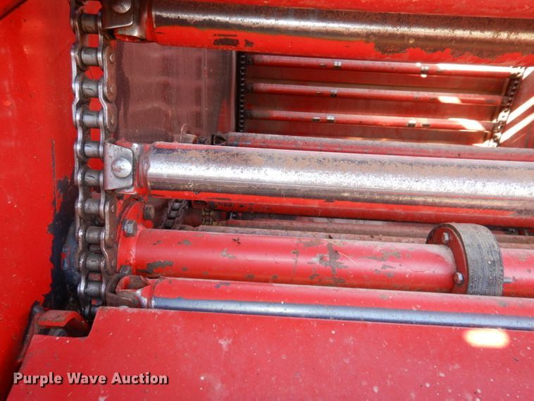 image for item DK1233 New Holland 855  round baler