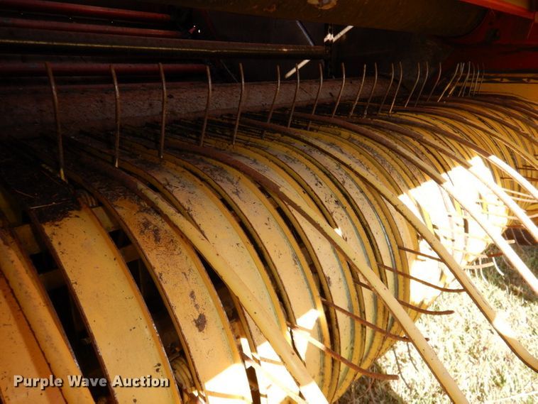 image for item DK1233 New Holland 855  round baler