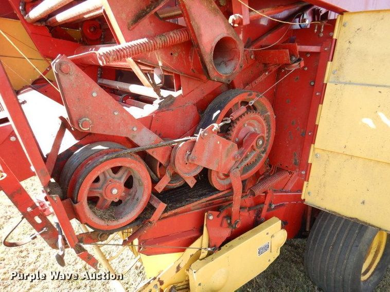 image for item DK1233 New Holland 855  round baler