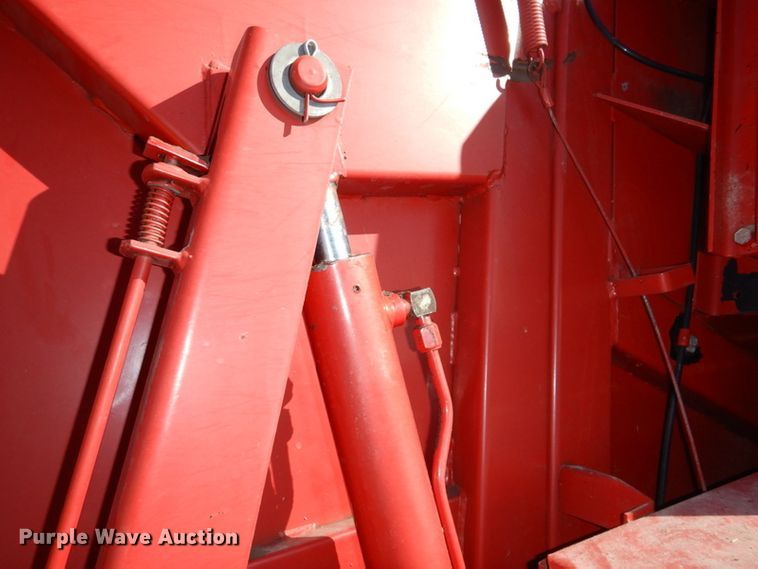 image for item DK1233 New Holland 855  round baler