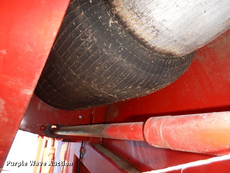 image for item DK1233 New Holland 855  round baler