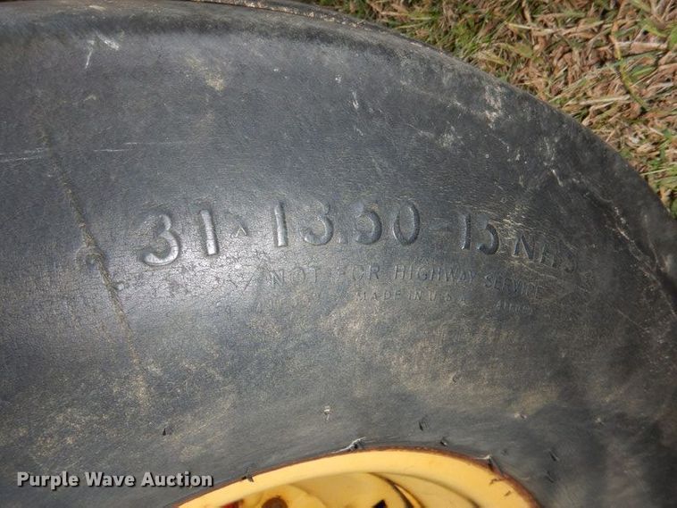 image for item DK1233 New Holland 855  round baler