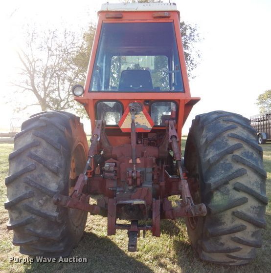 image for item DK1234 1975 Allis Chalmers 7040  tractor