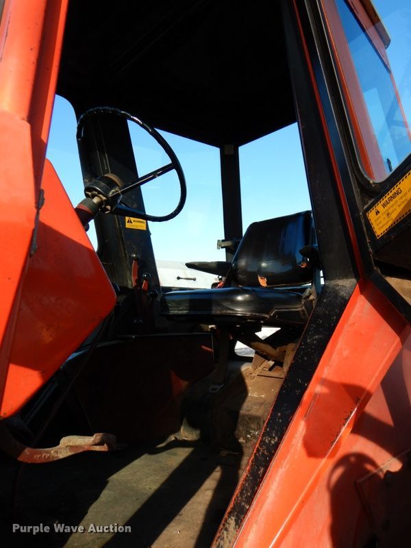 image for item DK1234 1975 Allis Chalmers 7040  tractor