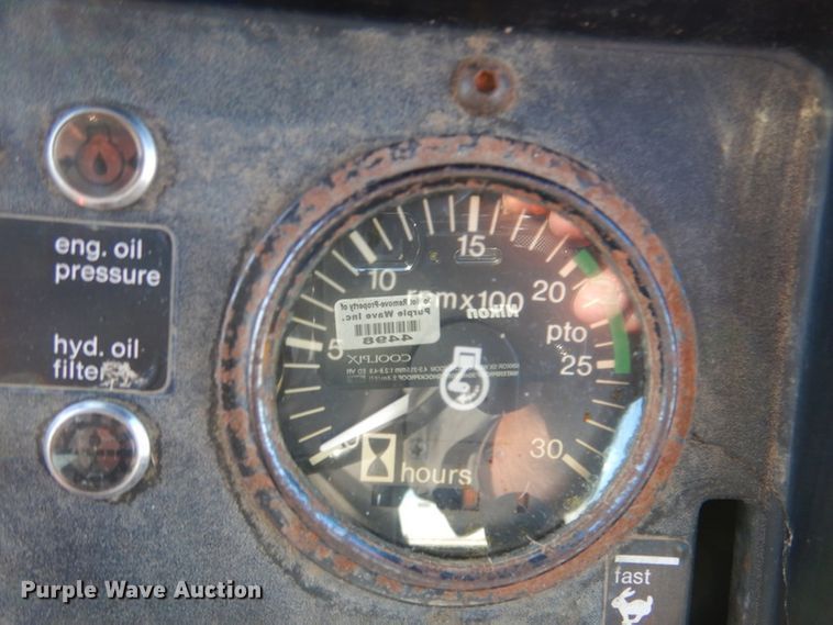 image for item DK1234 1975 Allis Chalmers 7040  tractor