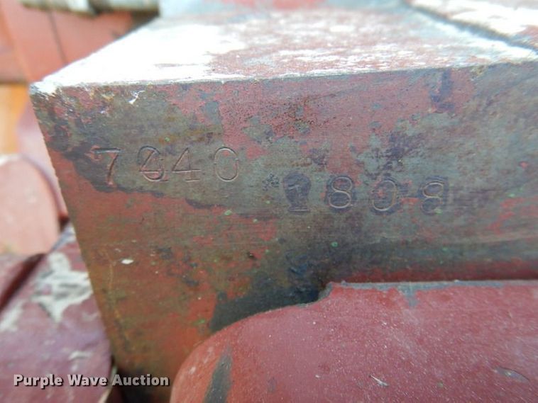 image for item DK1234 1975 Allis Chalmers 7040  tractor