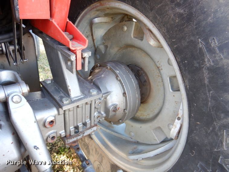 image for item DK1235 1978 Massey Ferguson 1085  tractor