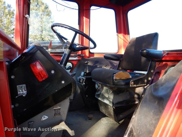 image for item DK1235 1978 Massey Ferguson 1085  tractor