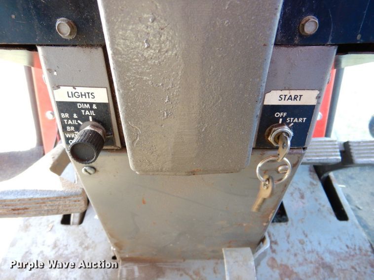 image for item DK1235 1978 Massey Ferguson 1085  tractor