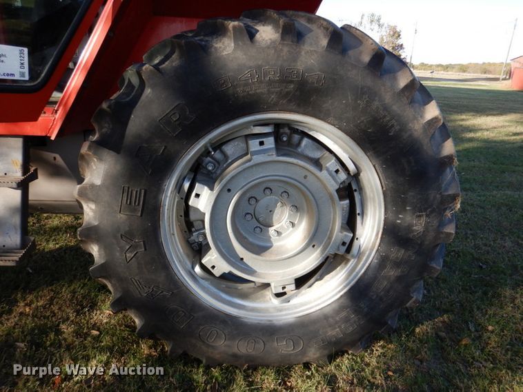 image for item DK1235 1978 Massey Ferguson 1085  tractor