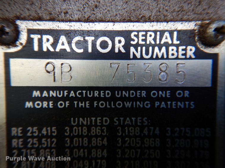 image for item DK1235 1978 Massey Ferguson 1085  tractor