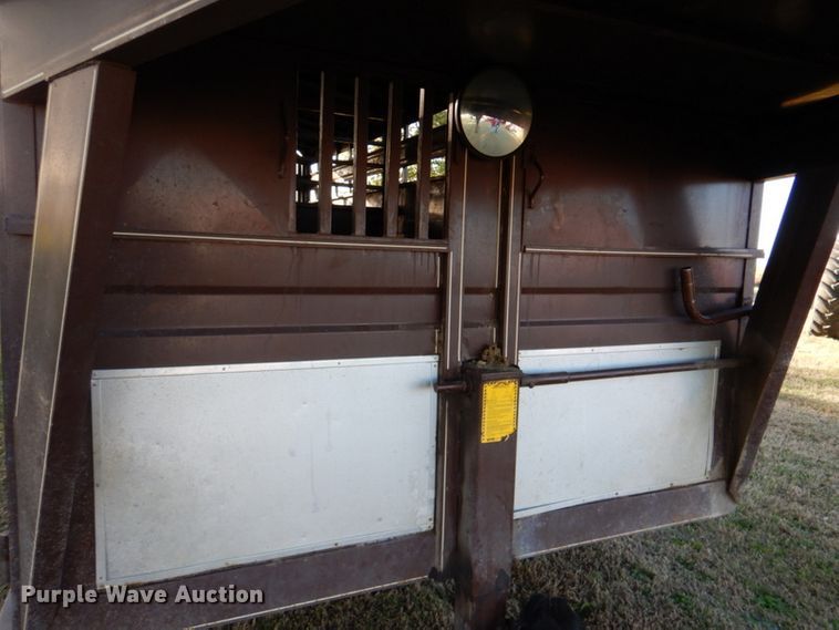 image for item DK1236 1991 Titan  livestock trailer