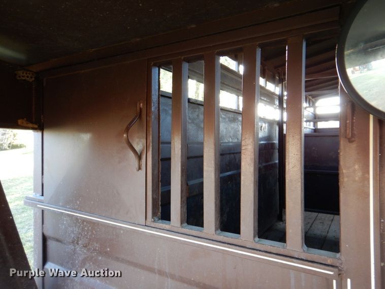 image for item DK1236 1991 Titan  livestock trailer