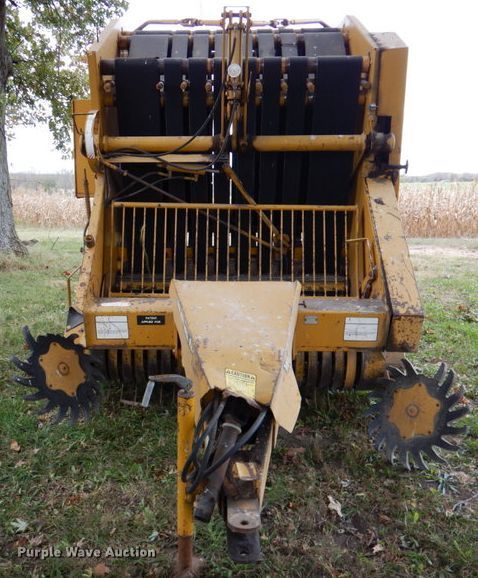 image for item DK1244 1980 Vermeer 605F  round baler