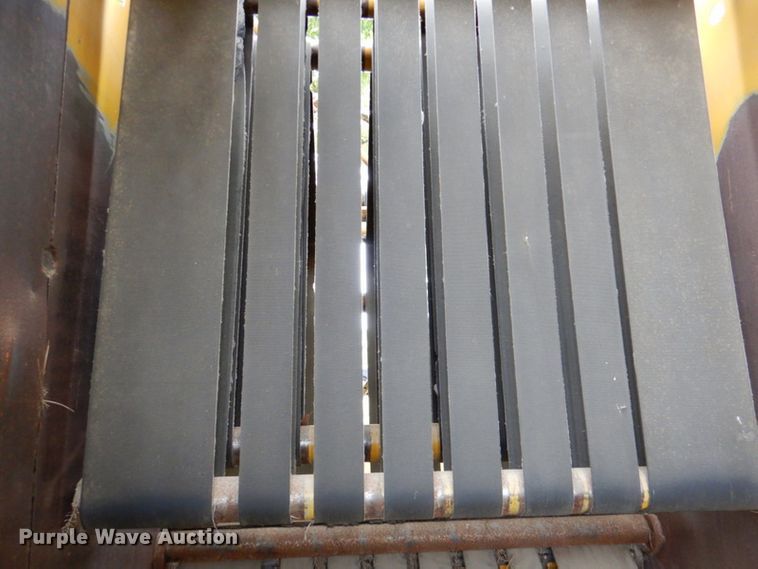 image for item DK1244 1980 Vermeer 605F  round baler