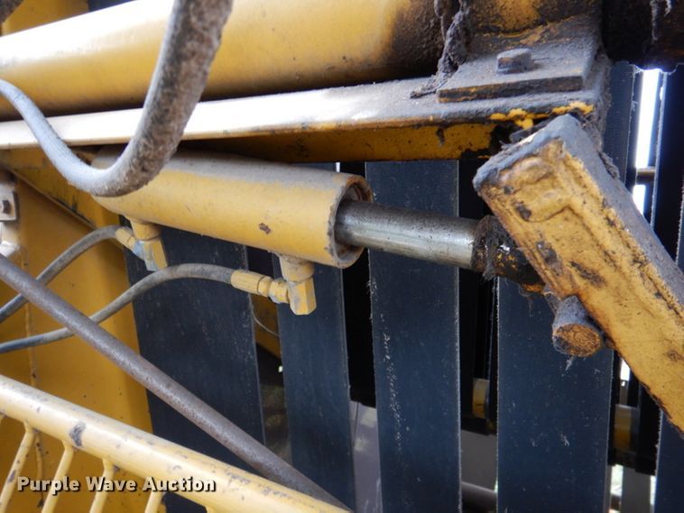 image for item DK1244 1980 Vermeer 605F  round baler